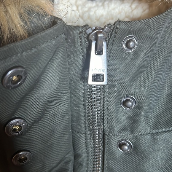 NWT Levi's Women's Performance Mid-length Parka Jacket Army Green Size 2X - Picture 10 of 16